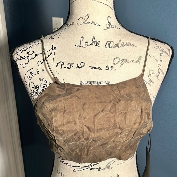 Local European - LE TIE TOP - Picture 2 of 12